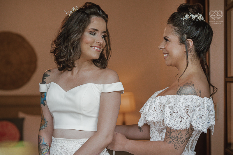 casamento editorial na praia do guaiuba guaruja decoraçao rustica mini wedding elopment fotografado pela fotografa nayara andrade fotografia prenmiada  no brasil e no mundo