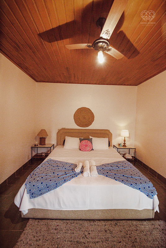 casamento editorial na praia do guaiuba guaruja decoraçao rustica mini wedding elopment fotografado pela fotografa nayara andrade fotografia prenmiada  no brasil e no mundo