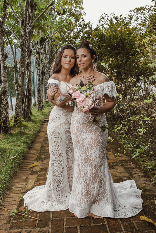 casamento editorial na praia do guaiuba guaruja decoraçao rustica mini wedding elopment fotografado pela fotografa nayara andrade fotografia prenmiada  no brasil e no mundo