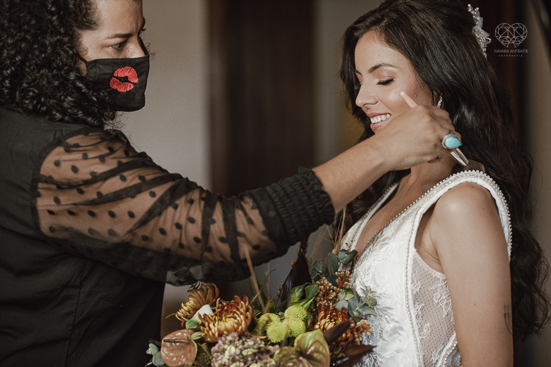 casamento editorial na praia do guaiuba guaruja decoraçao rustica mini wedding elopment fotografado pela fotografa nayara andrade fotografia prenmiada  no brasil e no mundo
