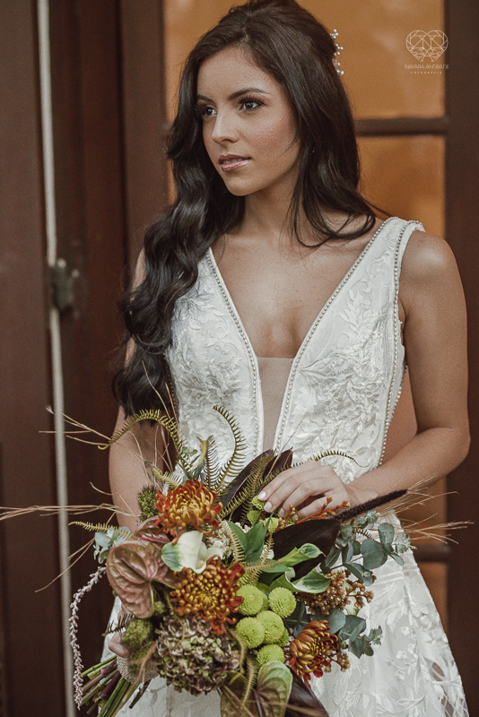 casamento editorial na praia do guaiuba guaruja decoraçao rustica mini wedding elopment fotografado pela fotografa nayara andrade fotografia prenmiada  no brasil e no mundo