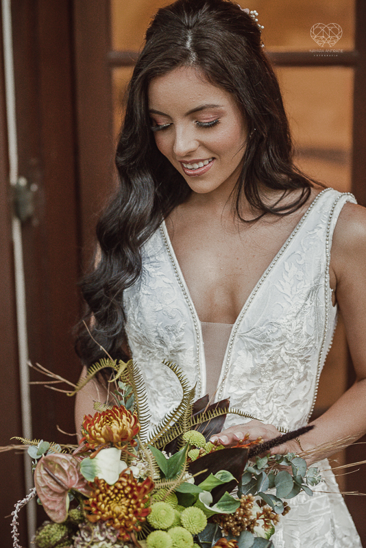 casamento editorial na praia do guaiuba guaruja decoraçao rustica mini wedding elopment fotografado pela fotografa nayara andrade fotografia prenmiada  no brasil e no mundo