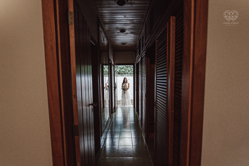 casamento editorial na praia do guaiuba guaruja decoraçao rustica mini wedding elopment fotografado pela fotografa nayara andrade fotografia prenmiada  no brasil e no mundo