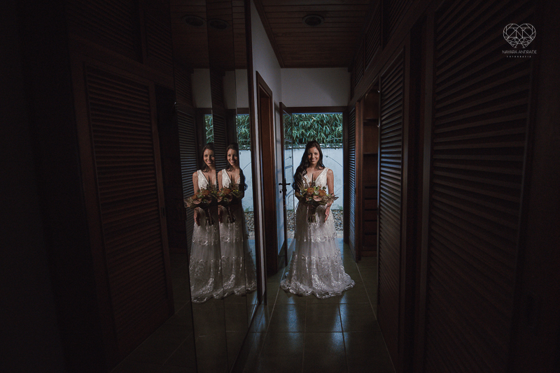 casamento editorial na praia do guaiuba guaruja decoraçao rustica mini wedding elopment fotografado pela fotografa nayara andrade fotografia prenmiada  no brasil e no mundo