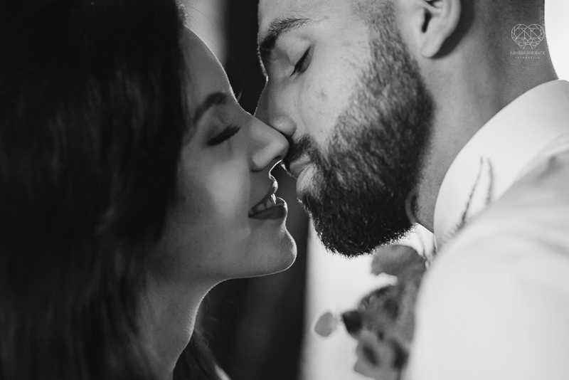 casamento editorial na praia do guaiuba guaruja decoraçao rustica mini wedding elopment fotografado pela fotografa nayara andrade fotografia prenmiada  no brasil e no mundo