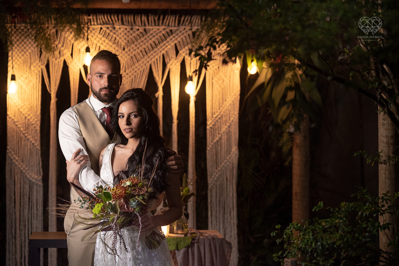 casamento editorial na praia do guaiuba guaruja decoraçao rustica mini wedding elopment fotografado pela fotografa nayara andrade fotografia prenmiada  no brasil e no mundo