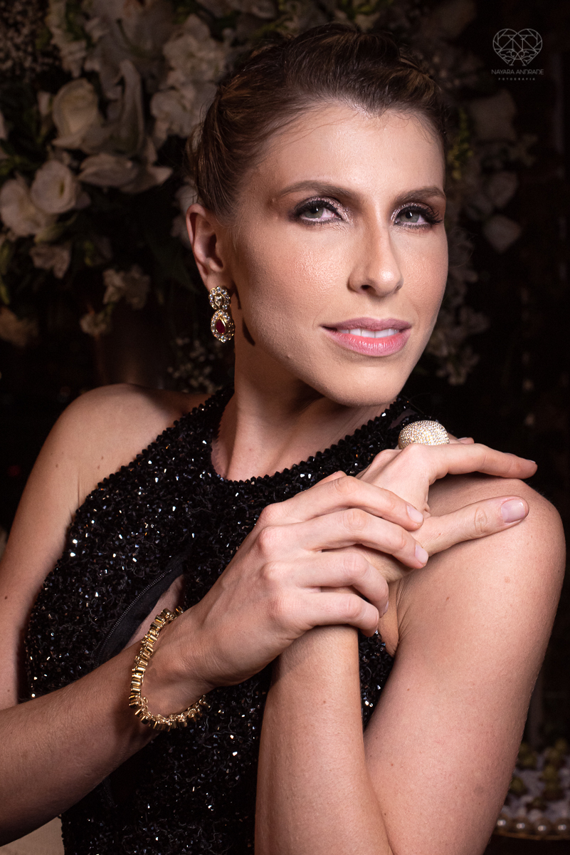 aniversario da pianista Juliana D'Agostini no terrazza rooftop em sao paulo aniversariante veste Israel Valentim modelo preto com brilho e patrocinada pelos pianos cassio fotografia  premiada nayara andrade aniversario na capital de sao paulo com famosos