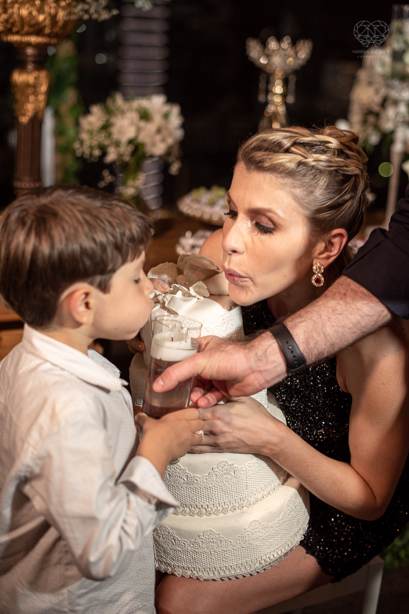 aniversario da pianista Juliana D'Agostini no terrazza rooftop em sao paulo aniversariante veste Israel Valentim modelo preto com brilho e patrocinada pelos pianos cassio fotografia  premiada nayara andrade aniversario na capital de sao paulo com famosos