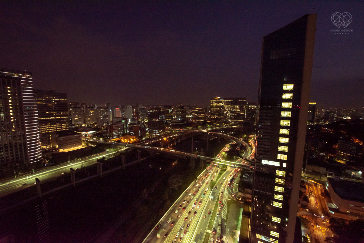 aniversario da pianista Juliana D'Agostini no terrazza rooftop em sao paulo aniversariante veste Israel Valentim modelo preto com brilho e patrocinada pelos pianos cassio fotografia  premiada nayara andrade aniversario na capital de sao paulo com famosos