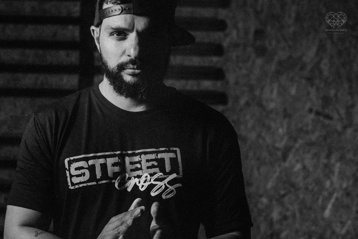 Fotos de crossfit com alletas praticando a modalidade em movimento. fotos para academia fotos profissionais de atletas em movimento em santos e baixada santista feitas pela fotografa premiada nayara andrade