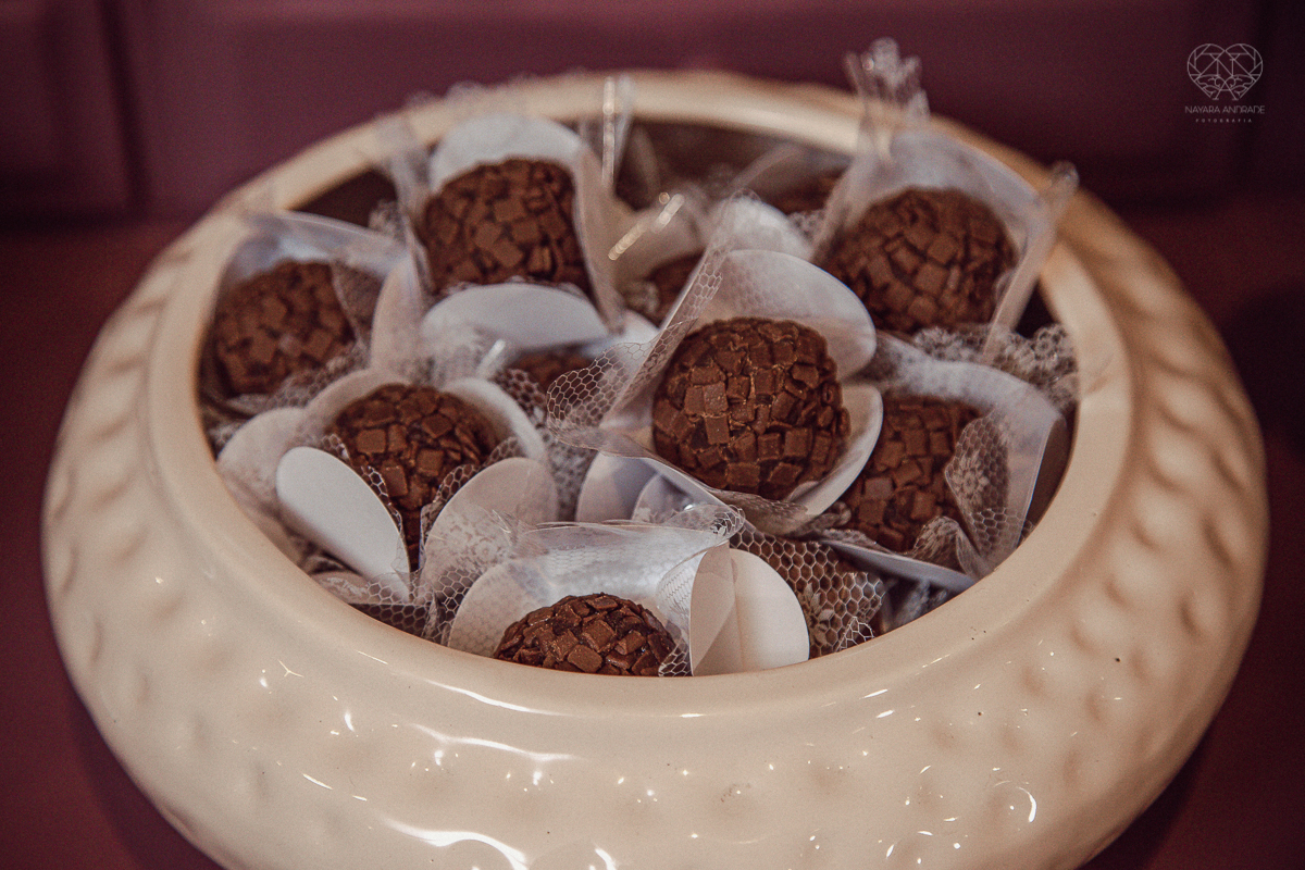 casamento mini wedding realizado na cidade de snatos no restaurante cantina liliana pela fotografa premiada nayra andrade vestido da santos maison decoração por camila da alcrim e cabelo nayara penteados casamento rustico romanttico com fotos inspiradoraw