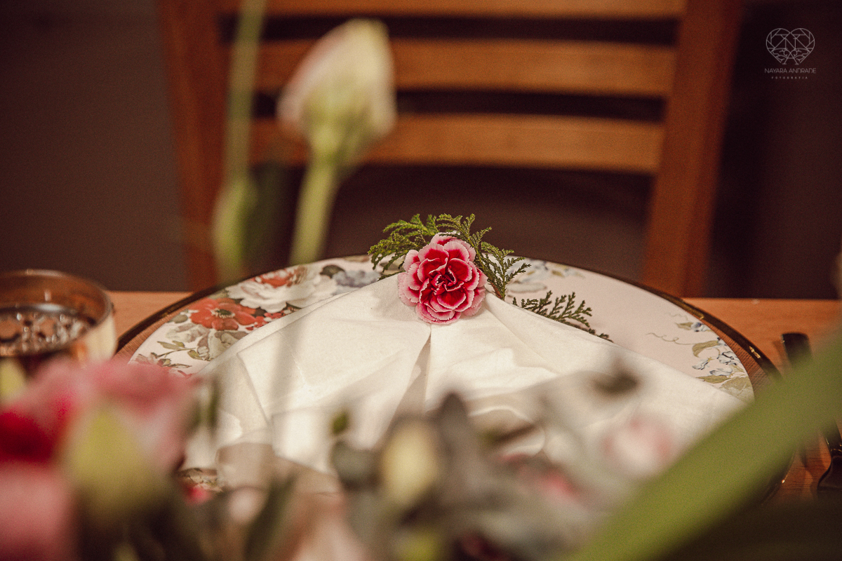casamento mini wedding realizado na cidade de snatos no restaurante cantina liliana pela fotografa premiada nayra andrade vestido da santos maison decoração por camila da alcrim e cabelo nayara penteados casamento rustico romanttico com fotos inspiradoraw