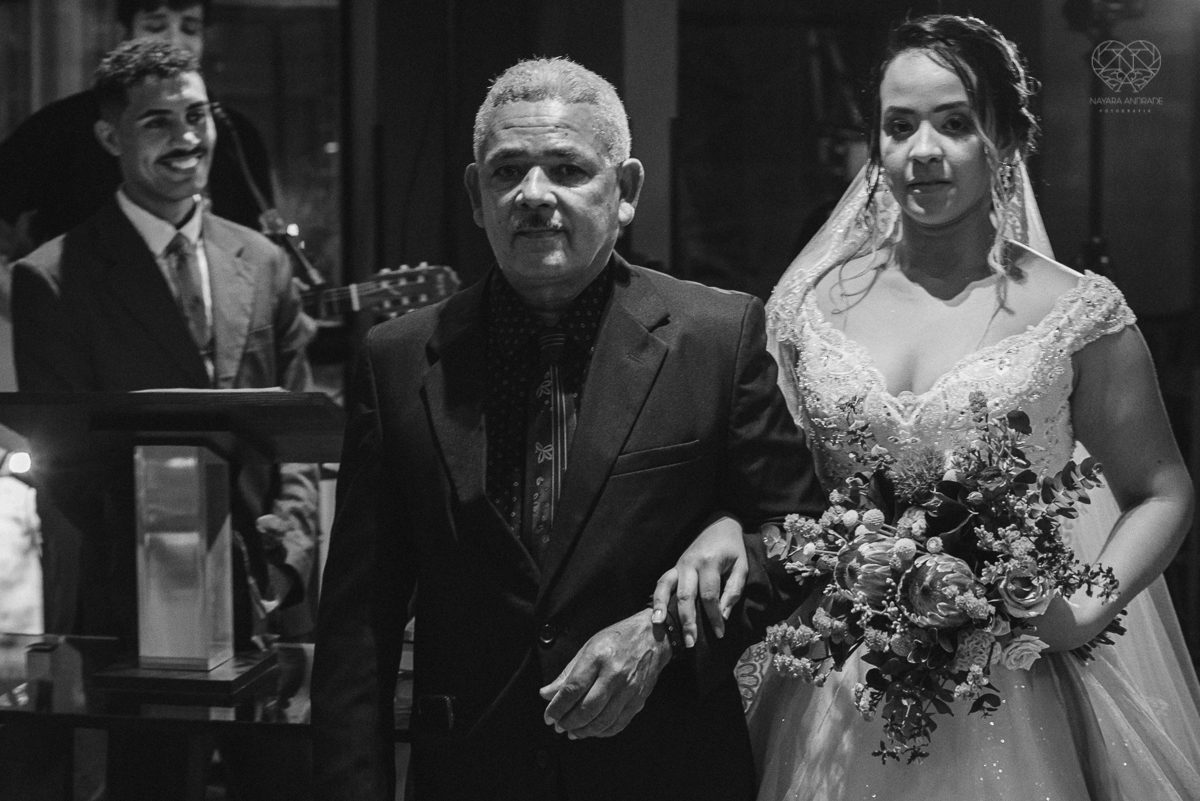 casamento mini wedding realizado na cidade de snatos no restaurante cantina liliana pela fotografa premiada nayra andrade vestido da santos maison decoração por camila da alcrim e cabelo nayara penteados casamento rustico romanttico com fotos inspiradoraw