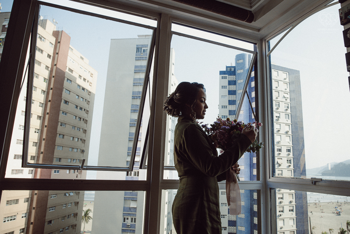 casamento mini wedding realizado na cidade de snatos no restaurante cantina liliana pela fotografa premiada nayra andrade vestido da santos maison decoração por camila da alcrim e cabelo nayara penteados casamento rustico romanttico com fotos inspiradoraw