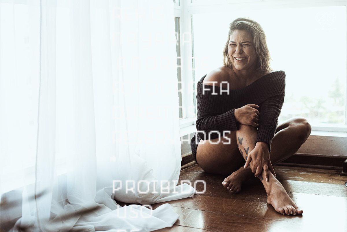 ensaio feminino projeto mulheres reais nayara andrade fotografia fotos leves sensuais e naturais de mulheres reais feitas em santos litoral de sao paulo