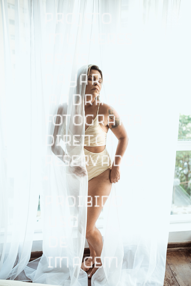 ensaio feminino projeto mulheres reais nayara andrade fotografia fotos leves sensuais e naturais de mulheres reais feitas em santos litoral de sao paulo