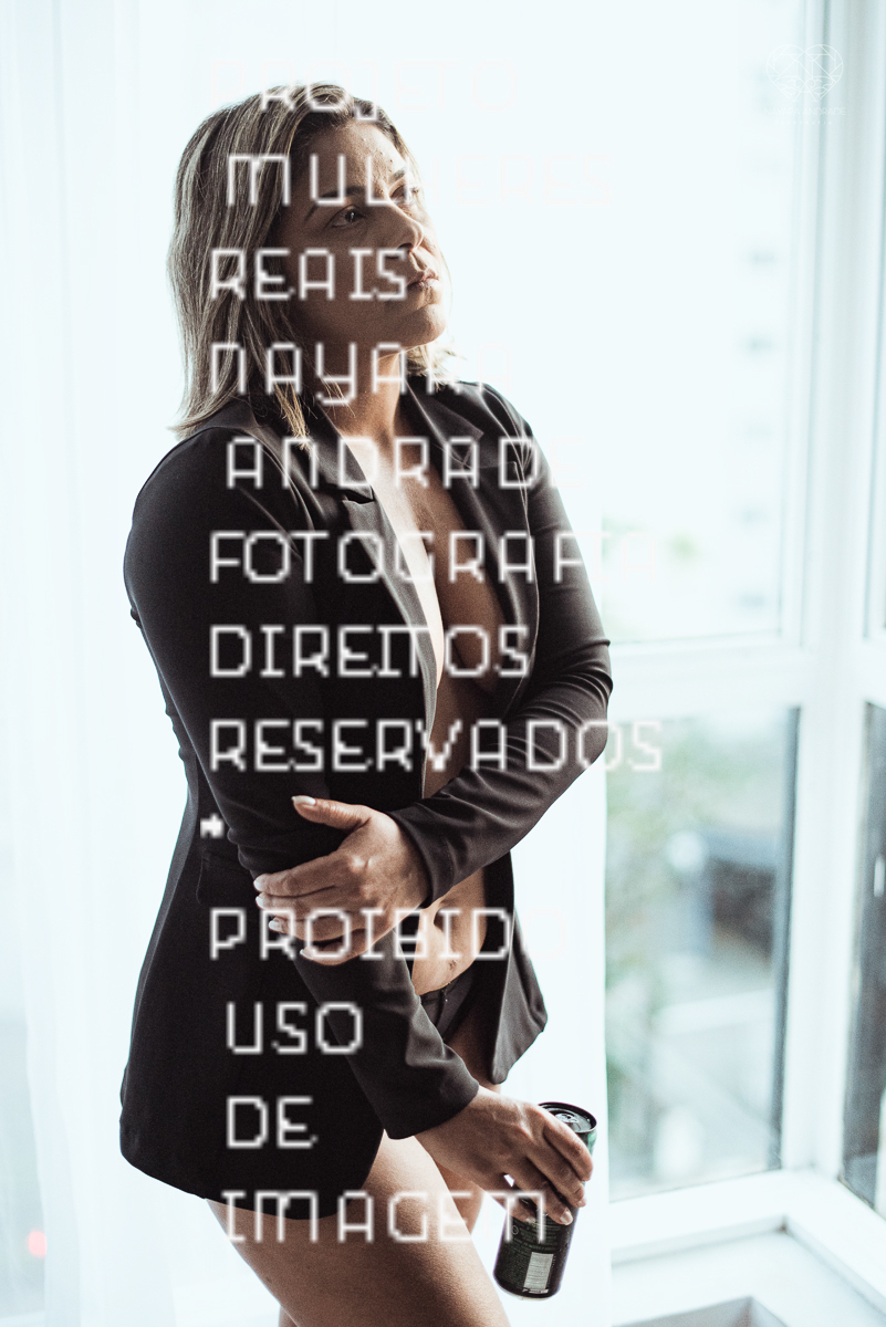 ensaio feminino projeto mulheres reais nayara andrade fotografia fotos leves sensuais e naturais de mulheres reais feitas em santos litoral de sao paulo