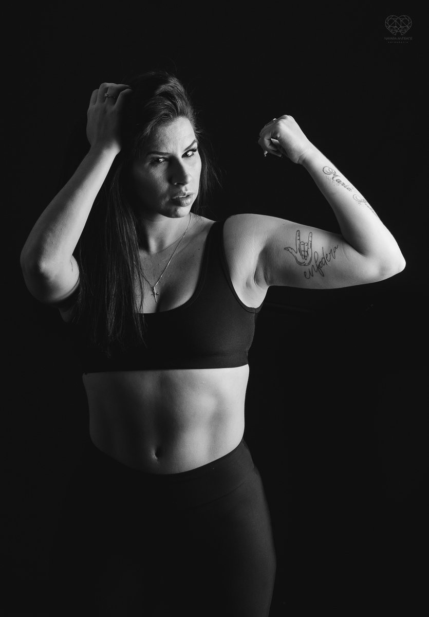 Ensaio feminino feito para mulheres empreendedoras com personalidade forte fotos para redes sociais  e  midias palestras mulheres donas de si trabalho feito pela fotografa premiada nayara andrade