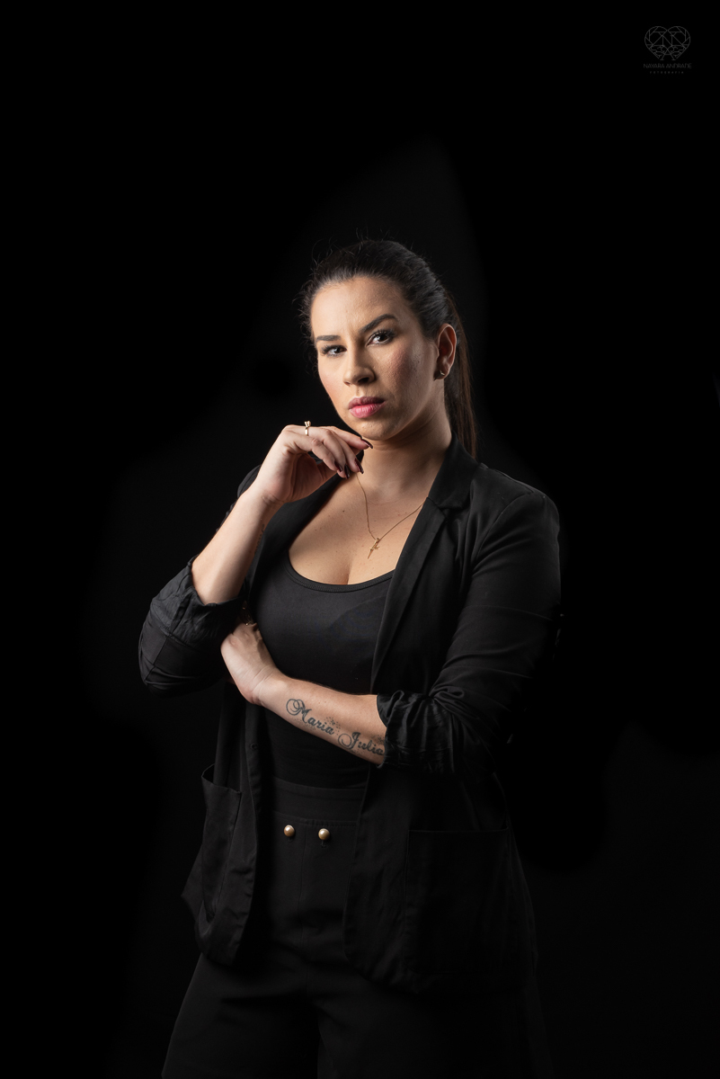 Ensaio feminino feito para mulheres empreendedoras com personalidade forte fotos para redes sociais  e  midias palestras mulheres donas de si