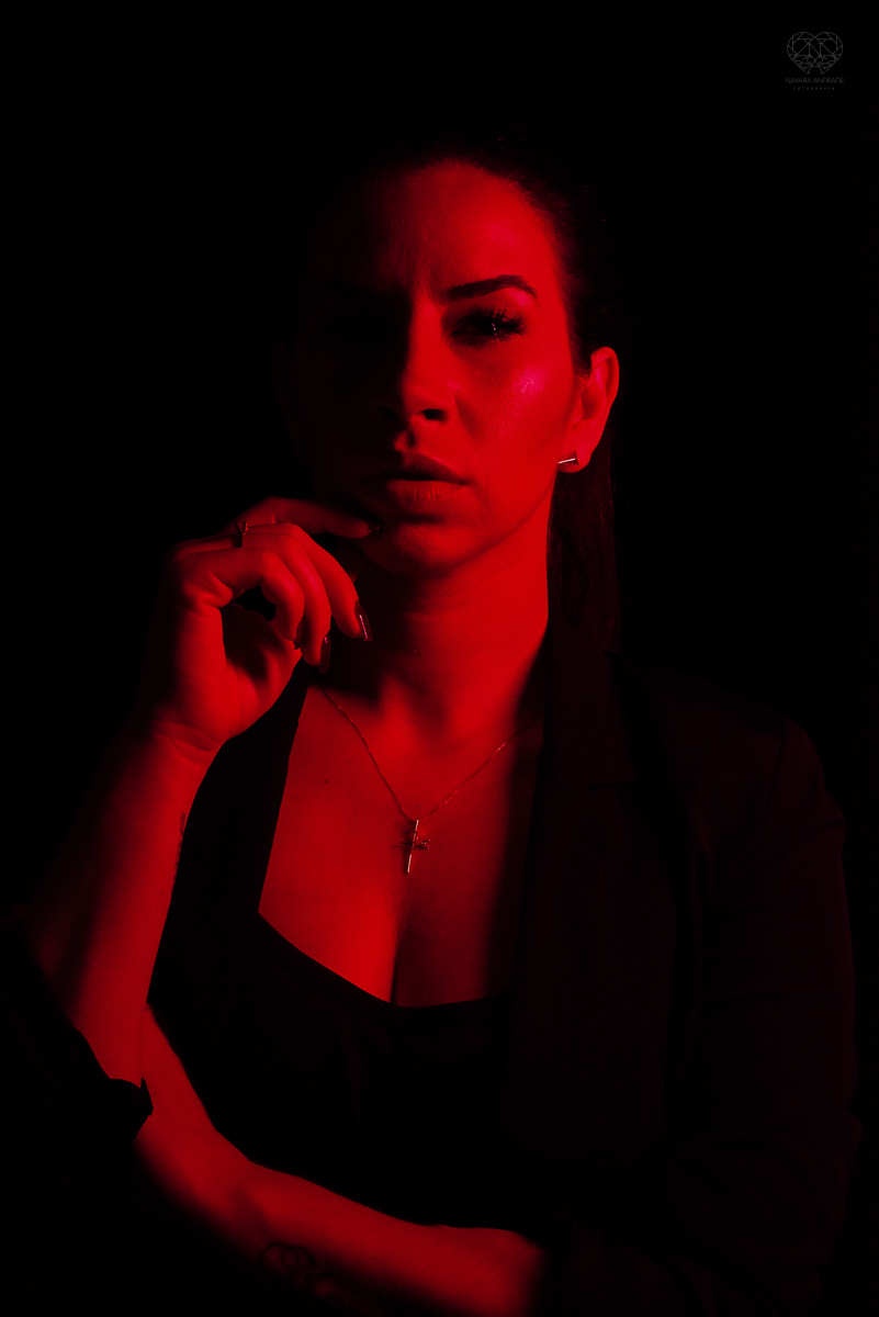 Ensaio feminino feito para mulheres empreendedoras com personalidade forte fotos para redes sociais  e  midias palestras mulheres donas de si trabalho feito pela fotografa premiada nayara andrade