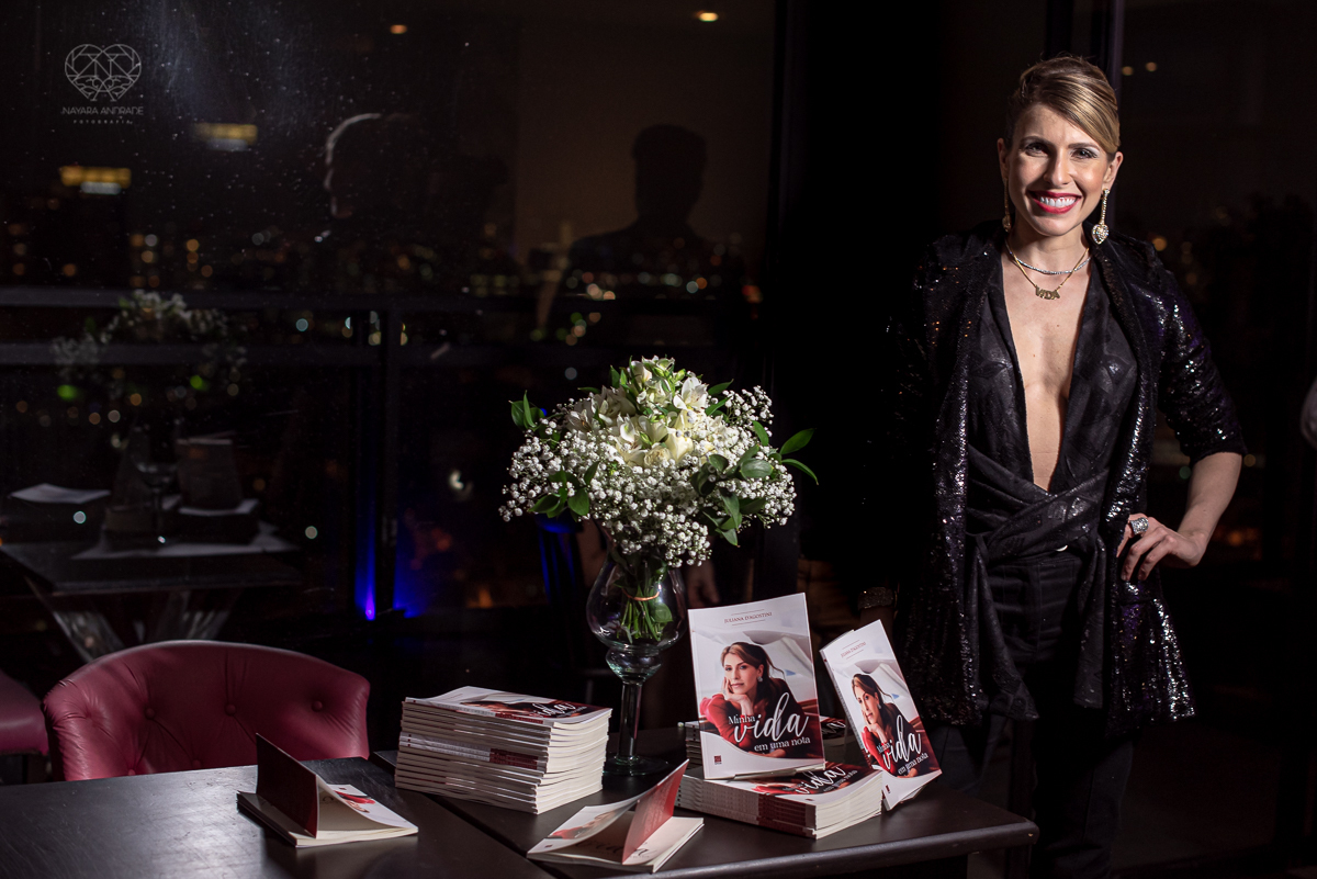 Lançamento da biografia da pianista Juliana DAgostini minha vida em uma nota fotos feitas pela fotografa premiada nayara andrade fotografia de santos litoral de sao paulo 