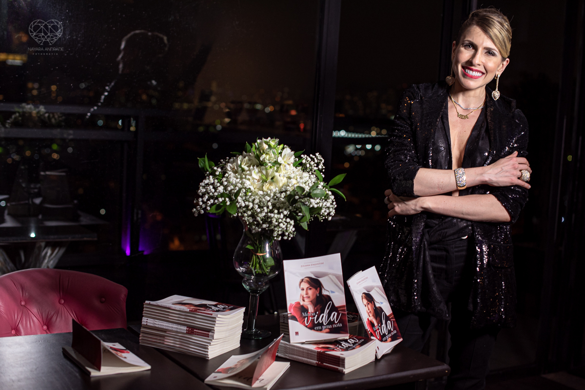 Lançamento da biografia da pianista Juliana DAgostini minha vida em uma nota fotos feitas pela fotografa premiada nayara andrade fotografia de santos litoral de sao paulo 