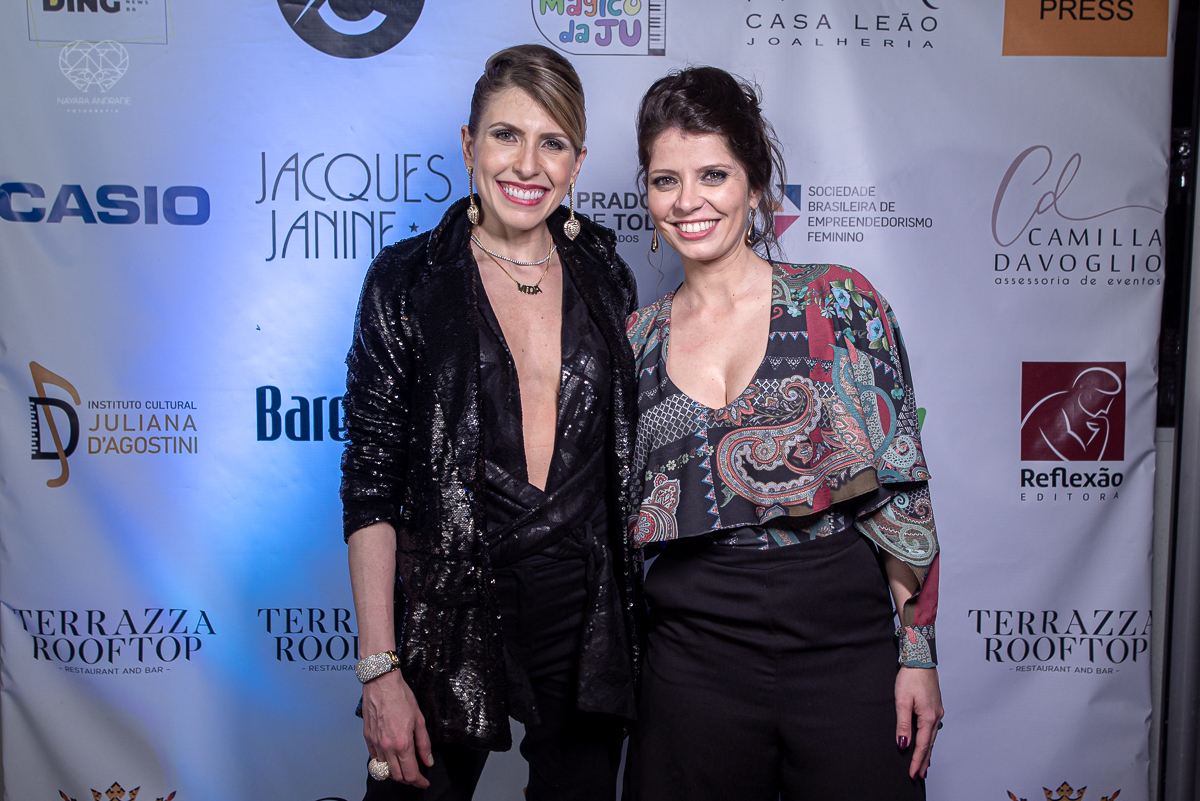 Lançamento da biografia da pianista Juliana DAgostini minha vida em uma nota fotos feitas pela fotografa premiada nayara andrade fotografia de santos litoral de sao paulo Fotos com a empresaria Lydia Sayeg