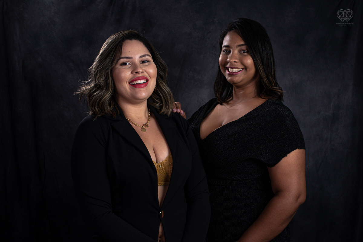 Fotos paras posicionamento de marca de empresa de salao de beleza cabelereiro e empreendedora feminina mulher Letycia Medeiros feitos pela fotografa premiada Nayara Andrade em Santos litoral de sao paulo fotos para empreendedores e posicionamento de marca