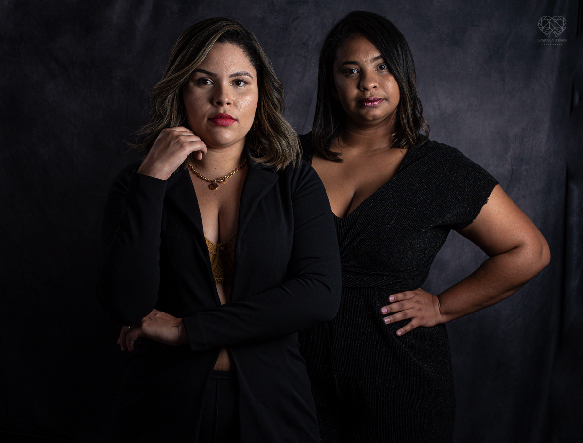 Fotos paras posicionamento de marca de empresa de salao de beleza cabelereiro e empreendedora feminina mulher Letycia Medeiros feitos pela fotografa premiada Nayara Andrade em Santos litoral de sao paulo fotos para empreendedores e posicionamento de marca