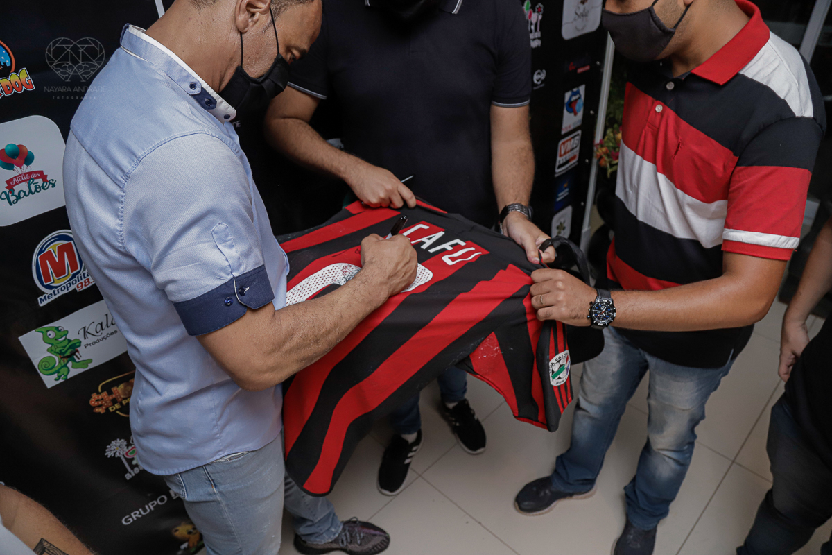 live do jogador da seleçao brasileira cafu 2x 0 fome realizado em sao paulo fotos pela fotografa premiada nayara andrade de santos 