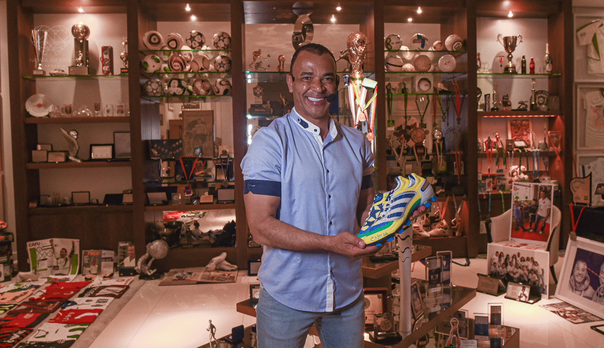 live do jogador da seleçao brasileira cafu 2x 0 fome realizado em sao paulo fotos pela fotografa premiada nayara andrade de santos