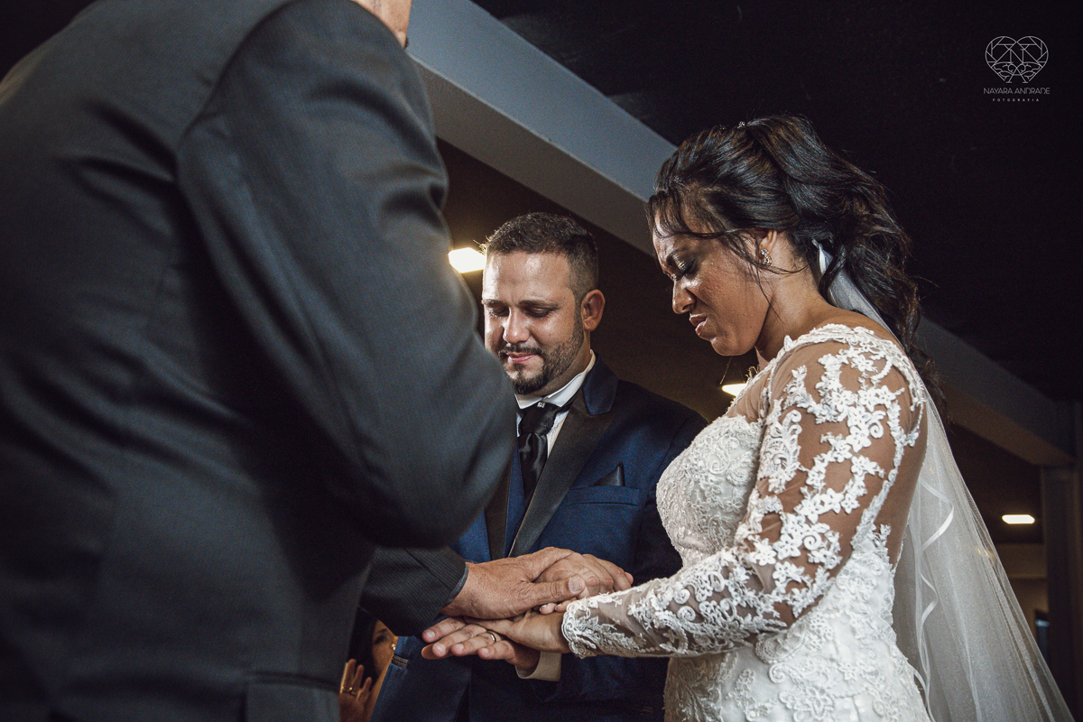 Fotografia de casamento no centro de santos realizado pela fotografa premiada nayara andrade casamento classico no centro de santos na docks santos 