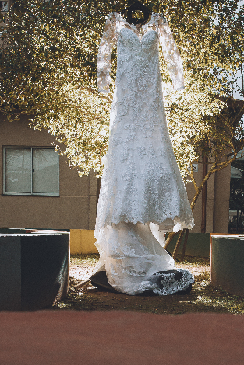 casamento em santos fotografado pela fotografa premiada nayara andrade casamento classico fotos do making of da noiva cabelo e penteado fotos artisticas