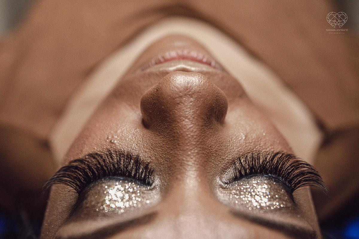 casamento em santos fotografado pela fotografa premiada nayara andrade casamento classico fotos do making of da noiva cabelo e penteado fotos artisticas