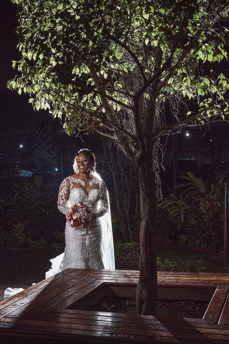 casamento em santos fotografado pela fotografa premiada nayara andrade casamento classico fotos do making of da noiva cabelo e penteado fotos artisticas