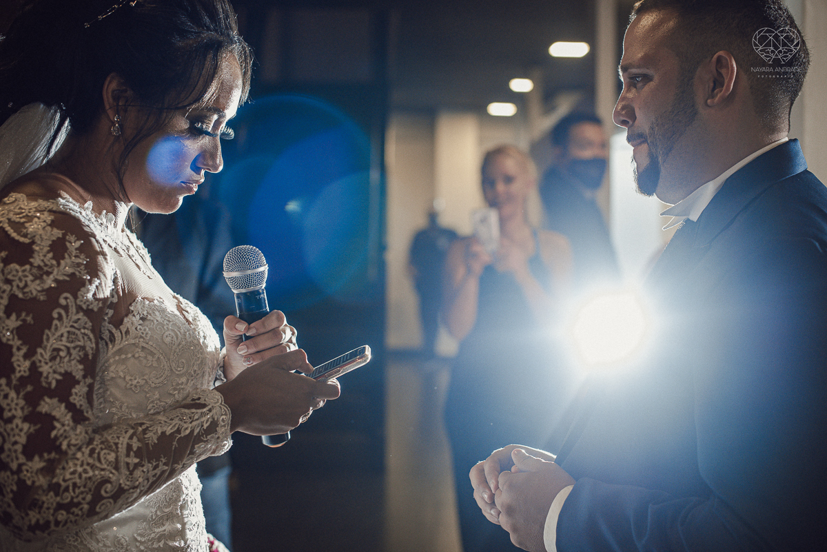 Fotografia de casamento no centro de santos realizado pela fotografa premiada nayara andrade casamento classico no centro de santos na docks santos 
