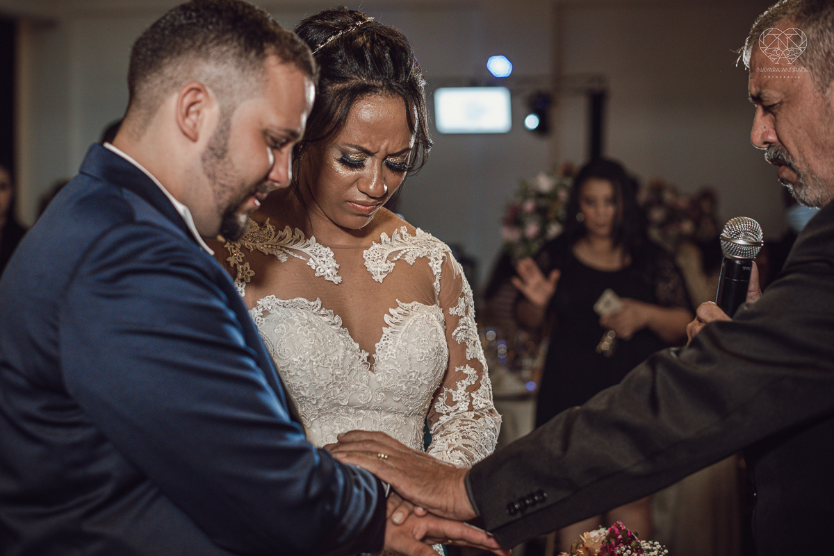 Fotografia de casamento no centro de santos realizado pela fotografa premiada nayara andrade casamento classico no centro de santos na docks santos 