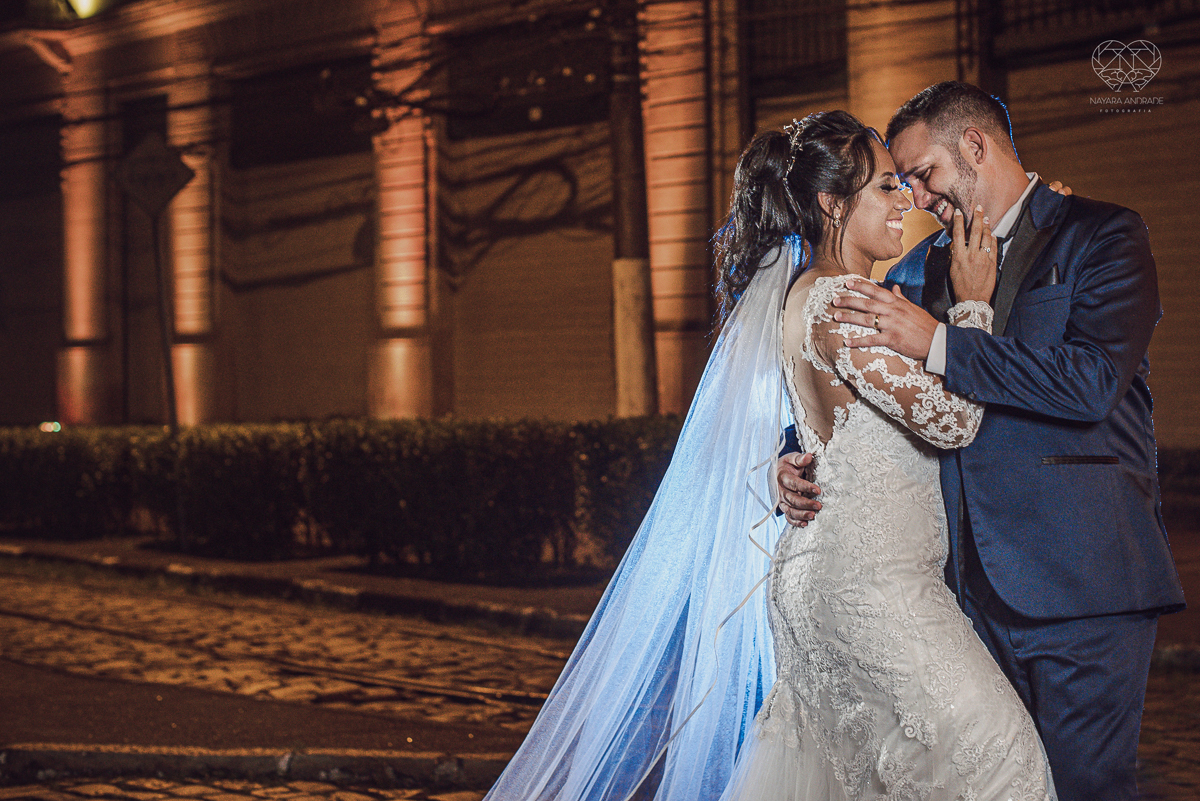  FOtos externas no centro de santos fotos romanticas e artisticas Fotografia de casamento no centro de santos realizado pela fotografa premiada nayara andrade casamento classico no centro de santos na docks santos 