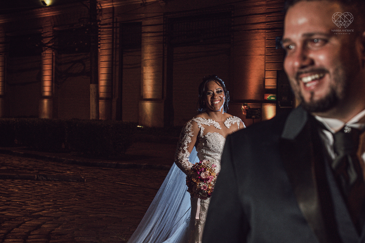  FOtos externas no centro de santos fotos romanticas e artisticas Fotografia de casamento no centro de santos realizado pela fotografa premiada nayara andrade casamento classico no centro de santos na docks santos 