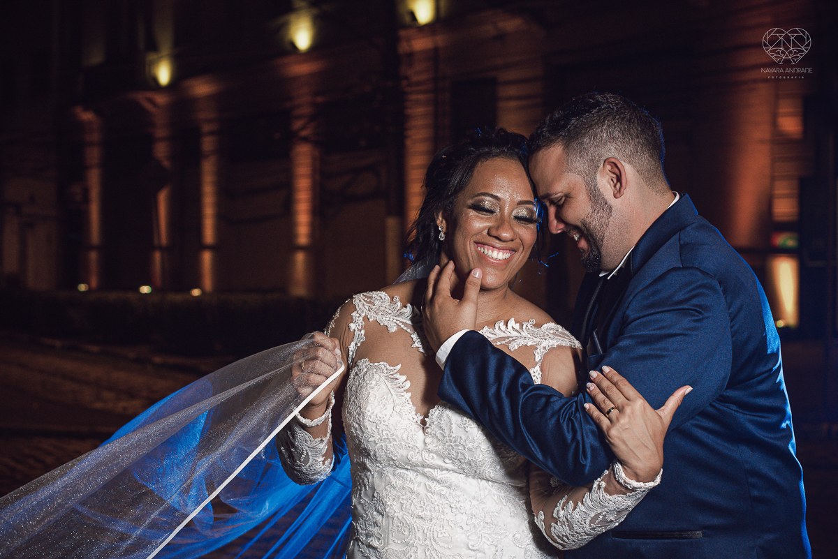  FOtos externas no centro de santos fotos romanticas e artisticas Fotografia de casamento no centro de santos realizado pela fotografa premiada nayara andrade casamento classico no centro de santos na docks santos 