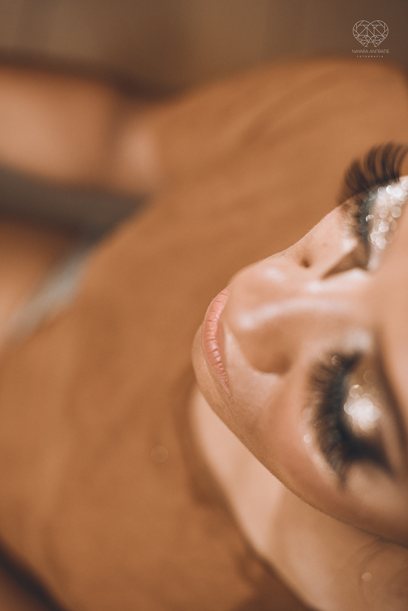 casamento em santos fotografado pela fotografa premiada nayara andrade casamento classico fotos do making of da noiva cabelo e penteado fotos artisticas