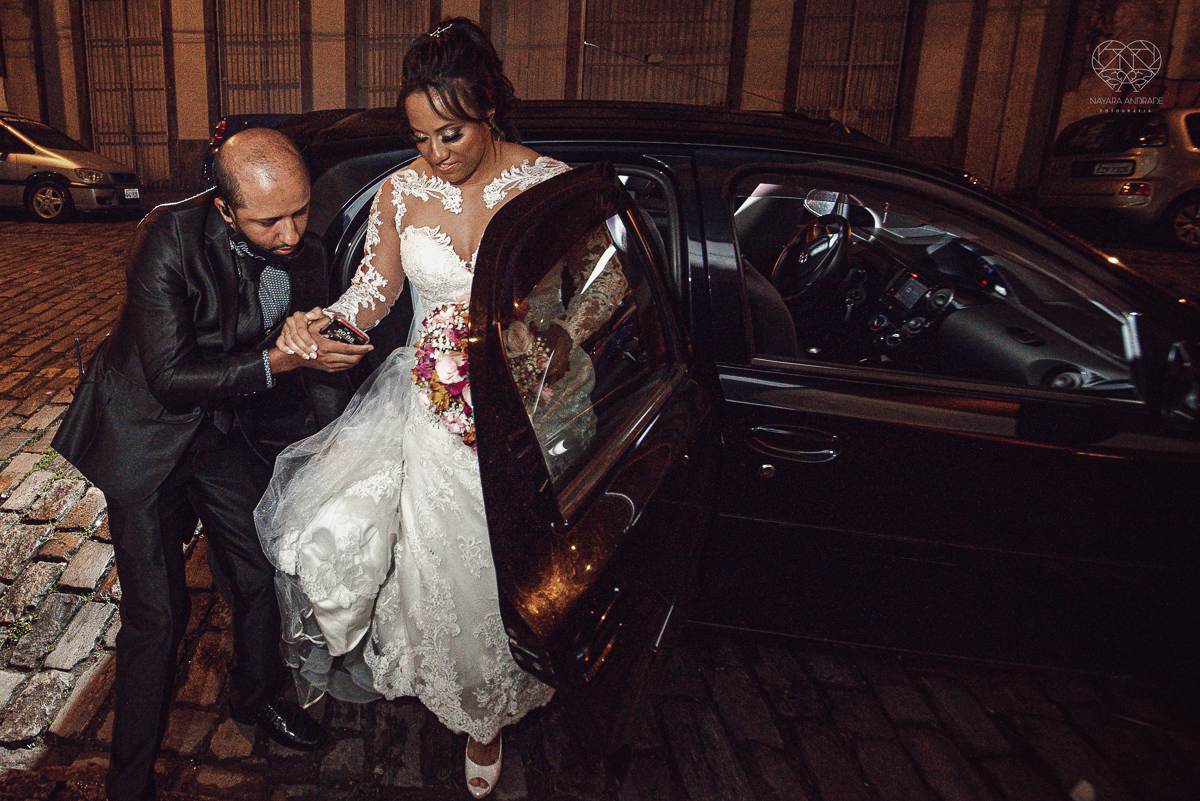 Fotografia de casamento no centro de santos realizado pela fotografa premiada nayara andrade casamento classico no centro de santos na docks santos 