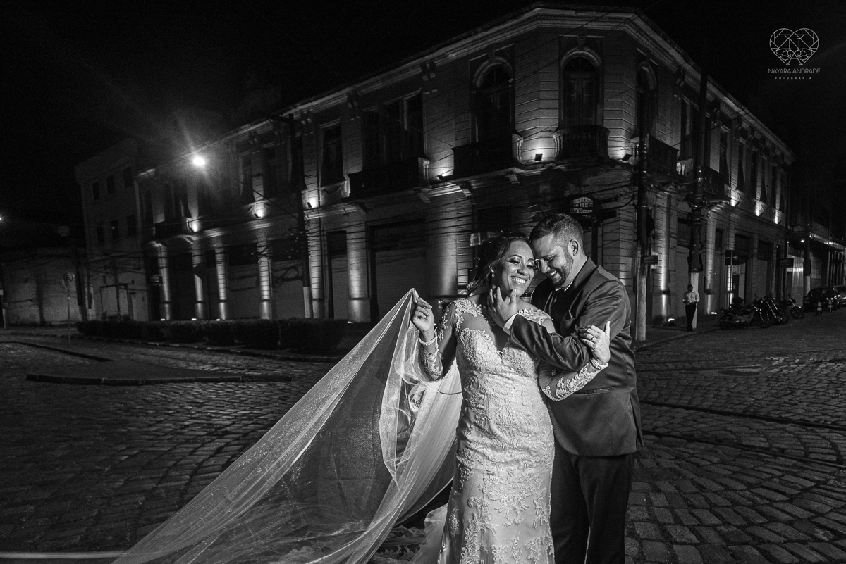  FOtos externas no centro de santos fotos romanticas e artisticas Fotografia de casamento no centro de santos realizado pela fotografa premiada nayara andrade casamento classico no centro de santos na docks santos 