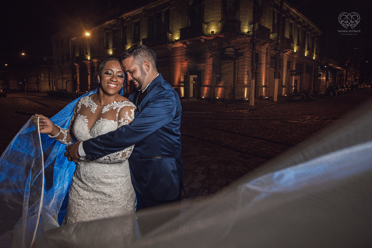  FOtos externas no centro de santos fotos romanticas e artisticas Fotografia de casamento no centro de santos realizado pela fotografa premiada nayara andrade casamento classico no centro de santos na docks santos 