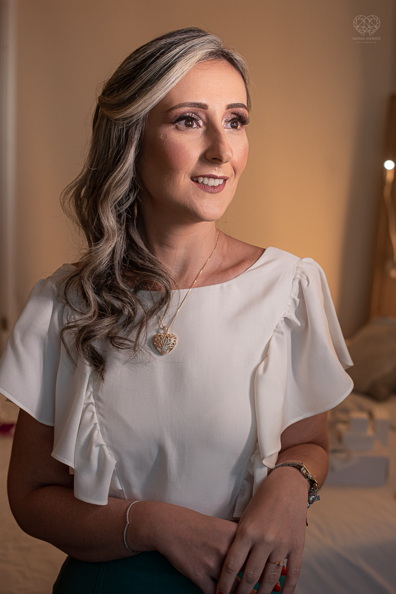 intimate wedding mini wedding feito em casa na cidade de santos fotografado pela fotografa premiada internacionalmente Nayara Andrade fotografia making of de noiva e noivo e jantar na casa da familia