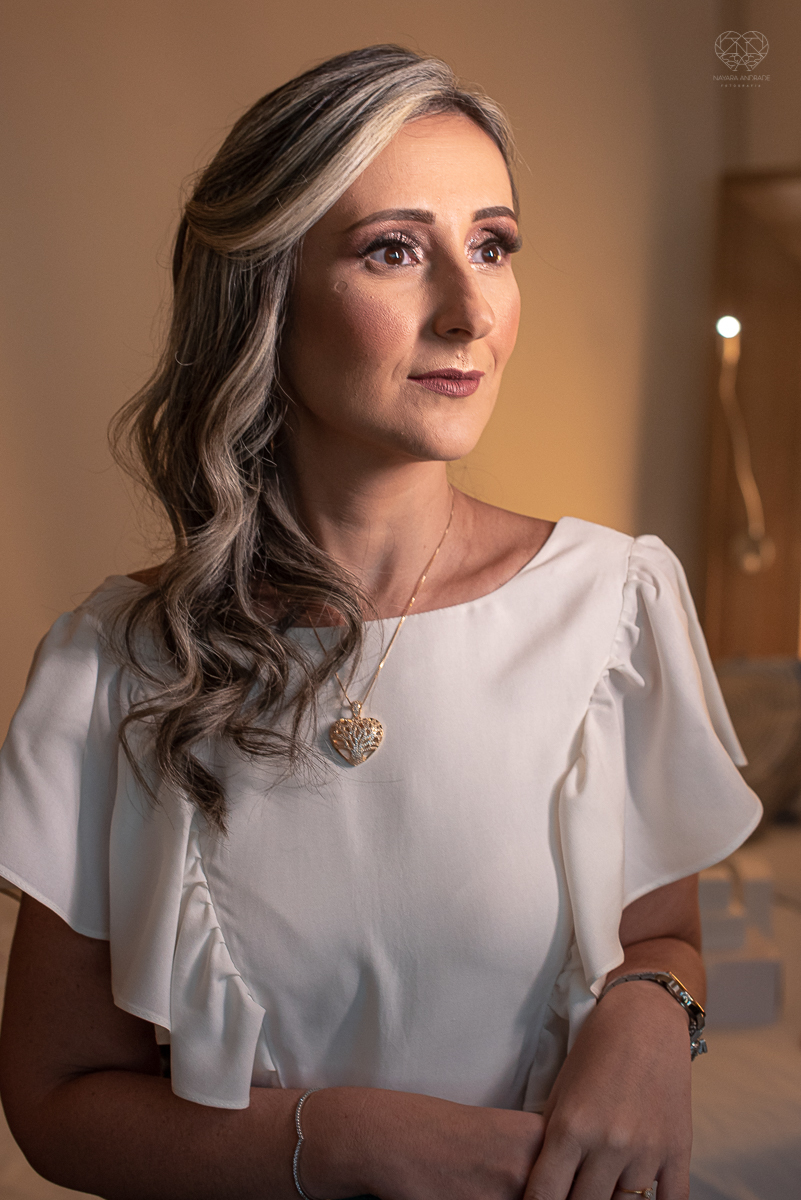 intimate wedding mini wedding feito em casa na cidade de santos fotografado pela fotografa premiada internacionalmente Nayara Andrade fotografia making of de noiva e noivo e jantar na casa da familia