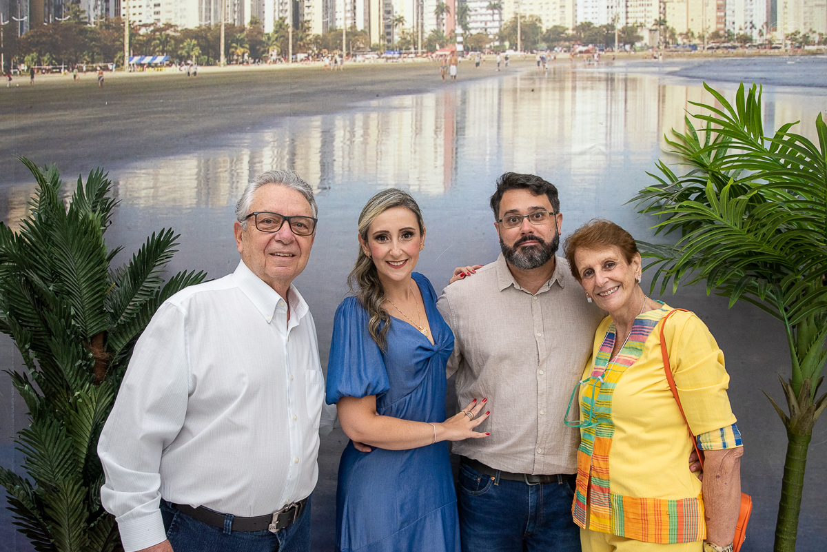 Fotografia de casamento civil cerimonia em meio a pandemia com mascara no cartorio de santos intimate wedding mini wedding feito em casa na cidade de santos fotografado pela fotografa premiada internacionalmente Nayara Andrade fotografia making of de noiv
