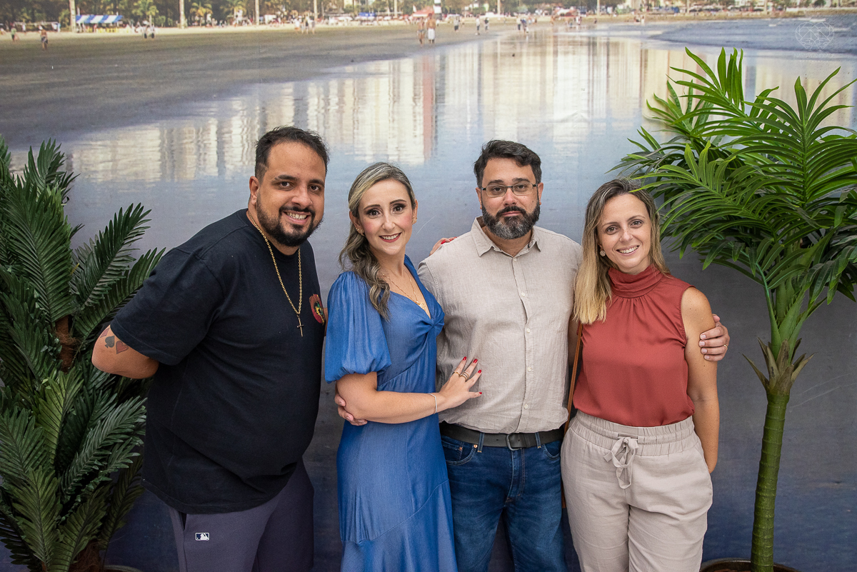 Fotografia de casamento civil cerimonia em meio a pandemia com mascara no cartorio de santos intimate wedding mini wedding feito em casa na cidade de santos fotografado pela fotografa premiada internacionalmente Nayara Andrade fotografia making of de noiv