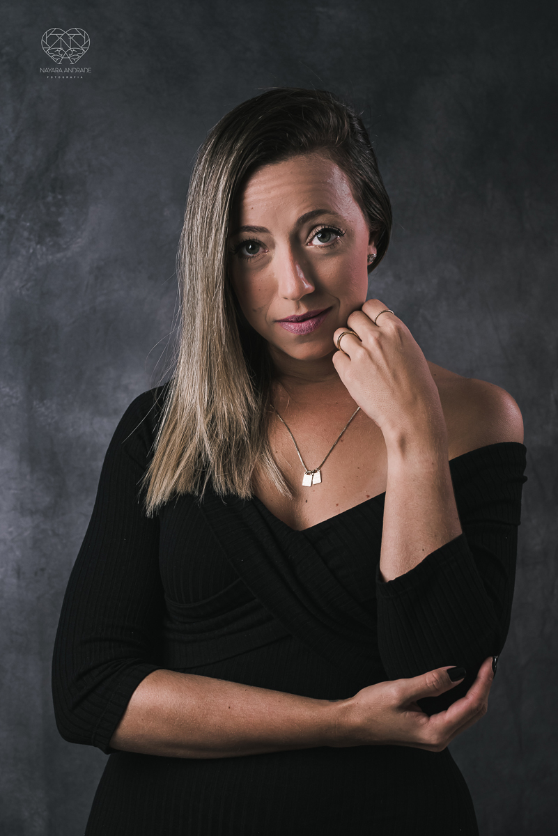 Fotografia para empresarios com branding de marca  e diferencial para empreendedores lider de mercado. retratos feitos pela fotografa premiada Nayara Andrade branding book