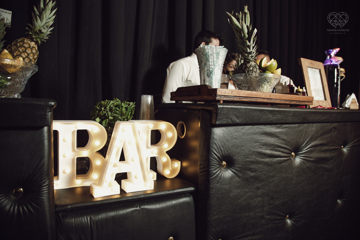 casamento classico na cidade de santos fotos no centro de santos festa na dock santos casal da congregaçao crista no brasil e fotos artisticas surpreendentes e inspiracao fotografa nayara andradeç